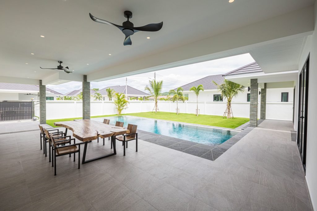 Highland Villa image